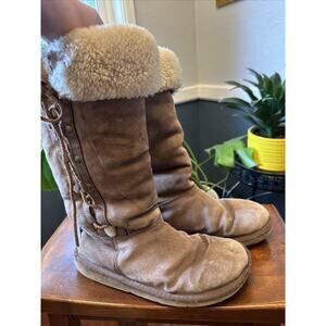 UGG Women’s Upside Tall Cuffed Sheepskin Winter Warm Boots 5163 Size 8
